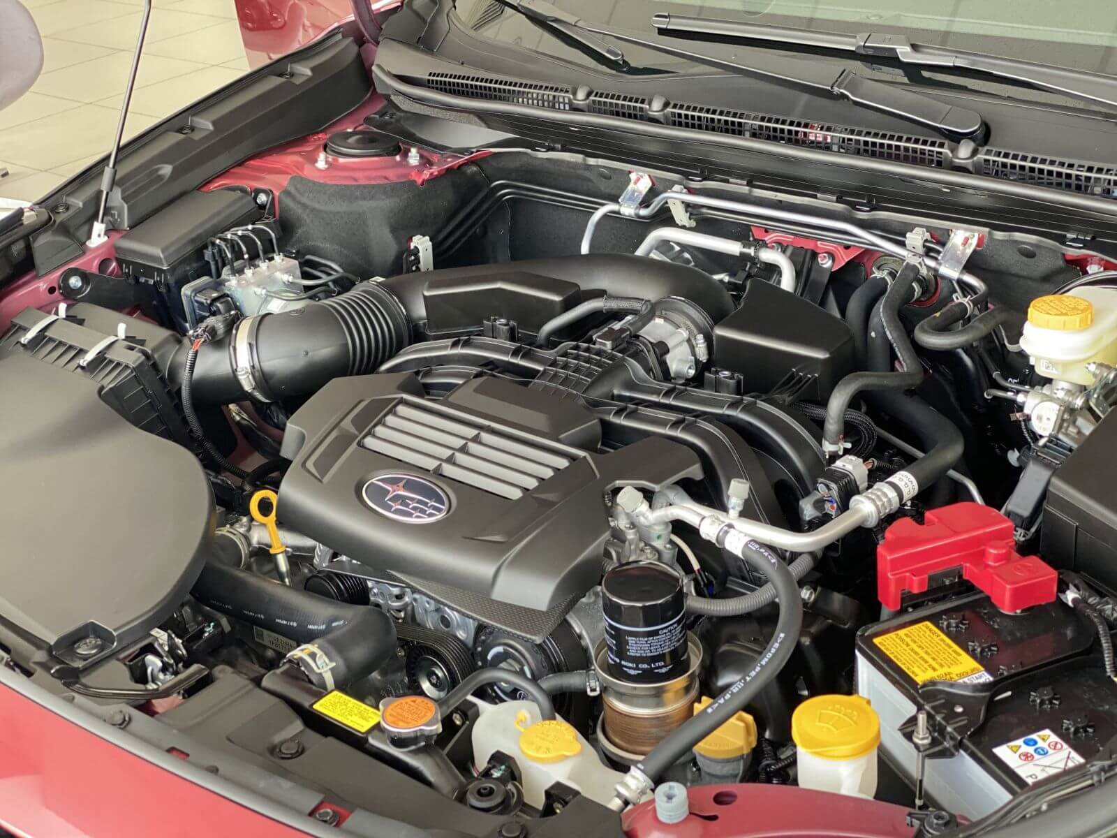khoi dong co subaru outback 2021