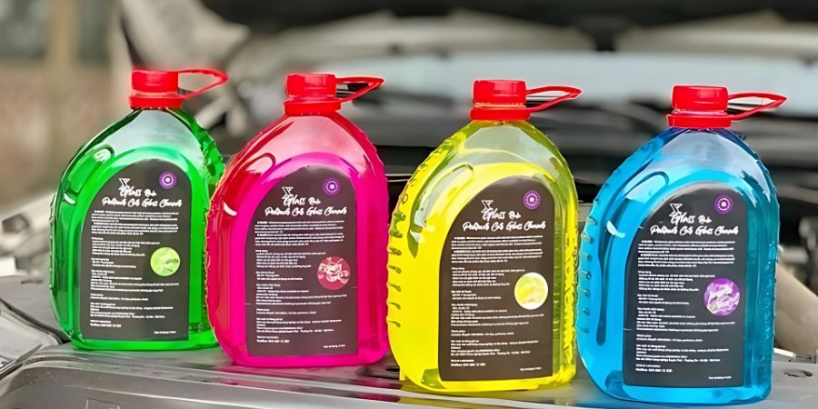 Các loại nước rửa kính ô tô phổ biến trên thị trường