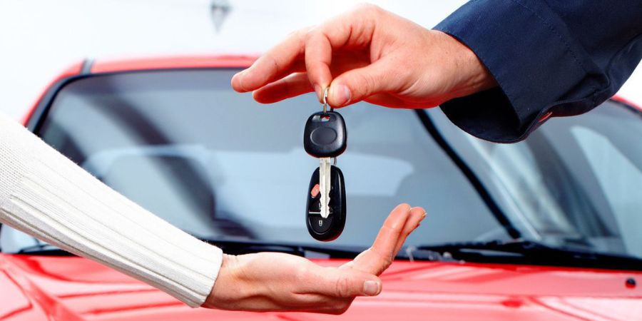 Hướng Dẫn Mua Xe Ô Tô Trả Góp 2025: Thủ Tục, Lãi Suất, Kinh Nghiệm A-Z 4 Có nên mua xe trả góp_ Phân tích ưu và nhược điểm
