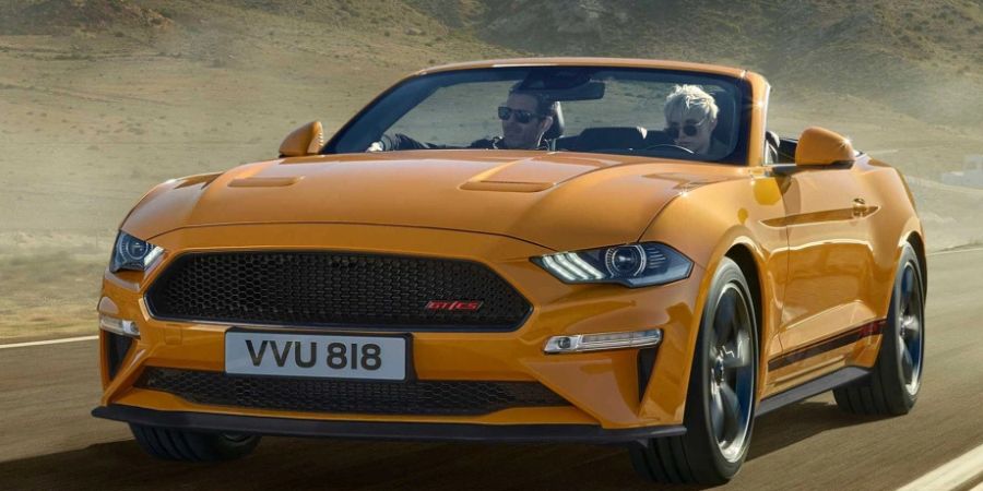 Ford Mustang Convertible (nhập khẩu tư nhân)