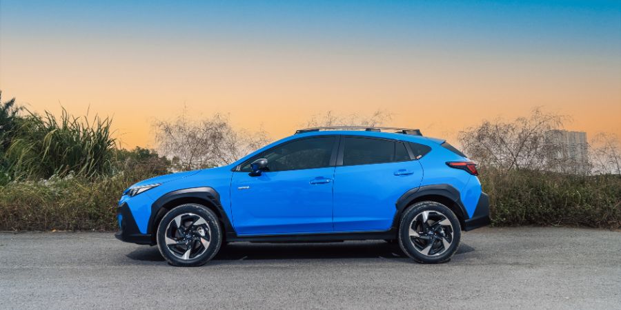 gia lan banh subaru crosstrek 01