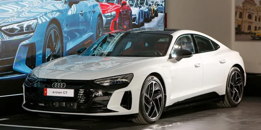 Các hãng xe ô tô điện đáng chú ý hiện nay 9 Audi e tron