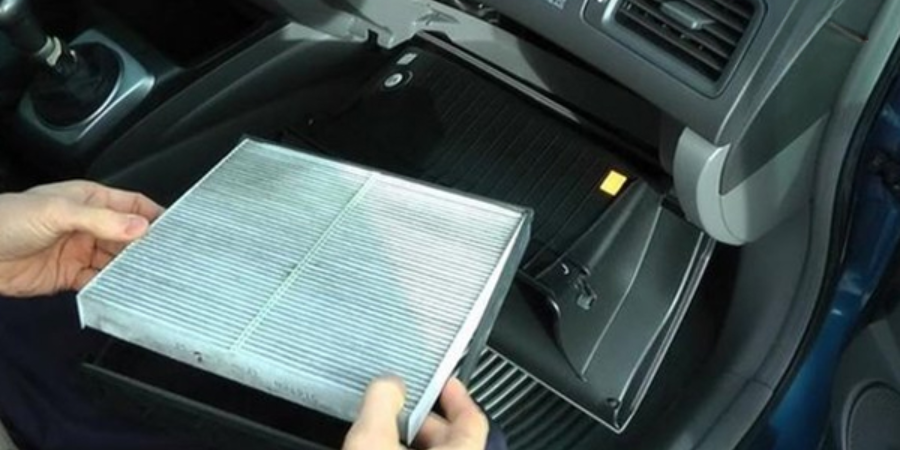 Hệ thống điều hoà ô tô: Cấu tạo và cách hoạt động chi tiết 2 Bao lau can thay loc gio dieu hoa o to